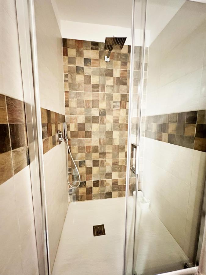 Light Rooms Neapol Zewnętrze zdjęcie